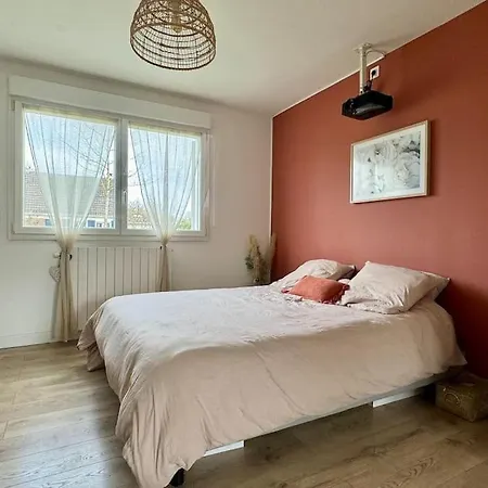 Lorenssia Entre Paris Et Avec Jacuzzi * Lesigny (Seine-et-Marne)