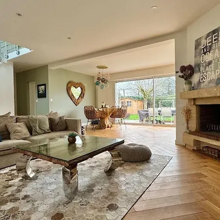 Lorenssia Entre Paris Et Avec Jacuzzi Villa Lesigny (Seine-et-Marne)